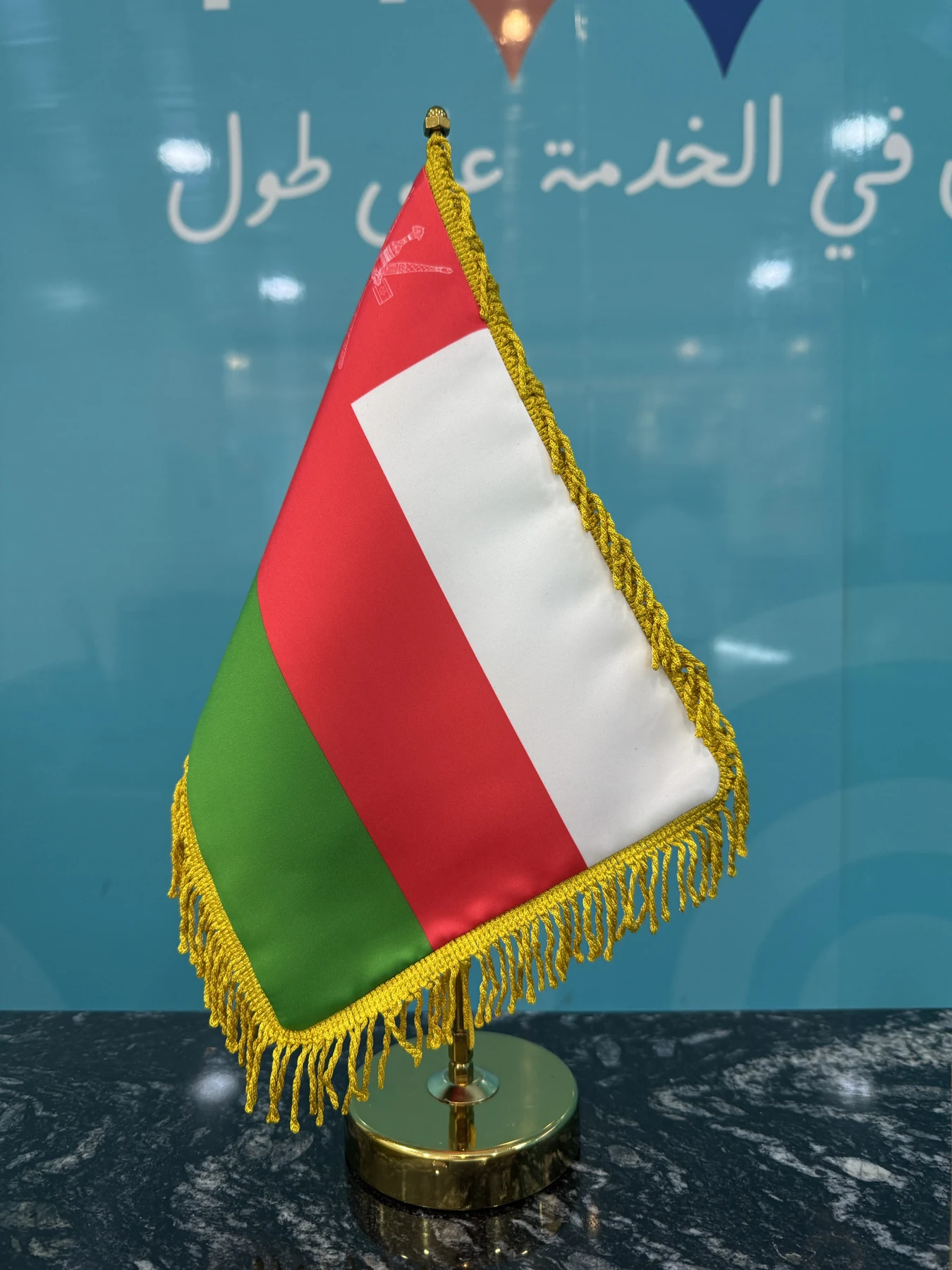 Oman Flags for Offices and Events: Choosing the Right Display